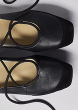 Carica l'immagine nel visualizzatore di Gallery, BALLERINA