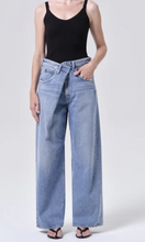 Carica l'immagine nel visualizzatore di Gallery, JEANS