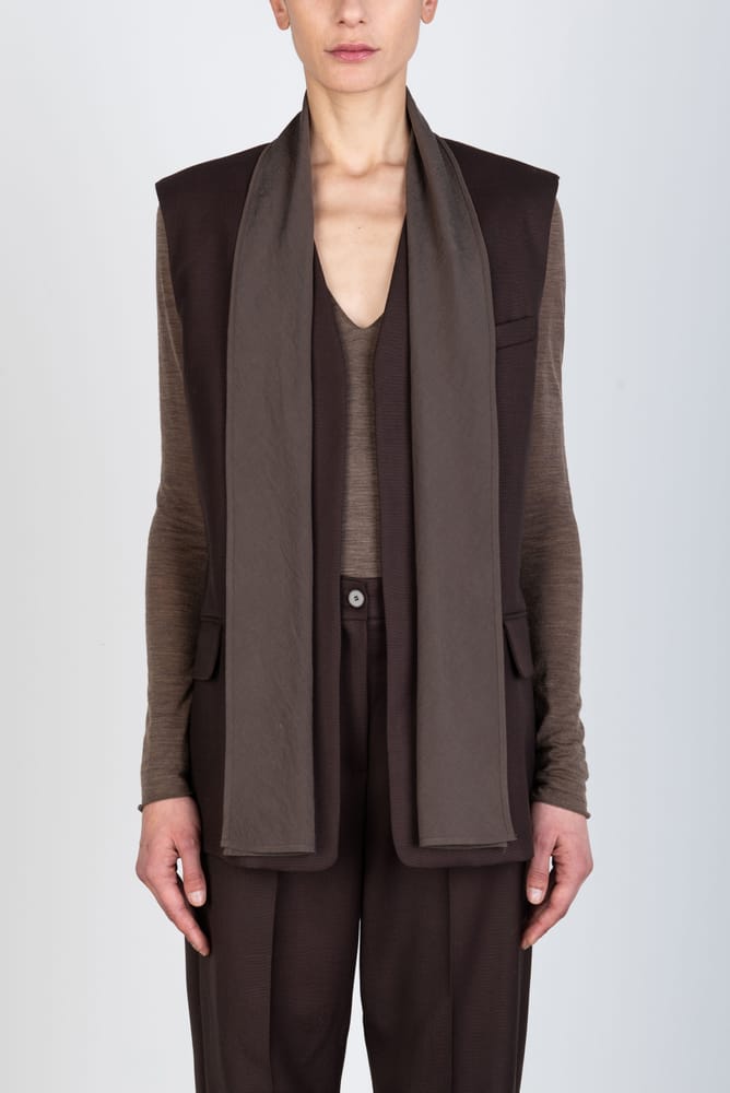 GILET CON SCIARPA