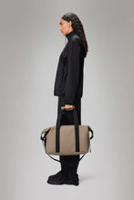 Carica l&#39;immagine nel visualizzatore di Gallery, HILO WEEKEND BAG SMALL
