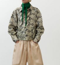 Carica l'immagine nel visualizzatore di Gallery, GIACCA CAMICIA IN PELLE
