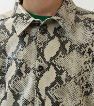 Carica l'immagine nel visualizzatore di Gallery, GIACCA CAMICIA IN PELLE
