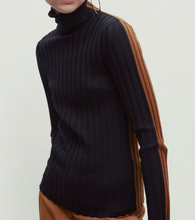 Carica l'immagine nel visualizzatore di Gallery, MAGLIA MERINOS
